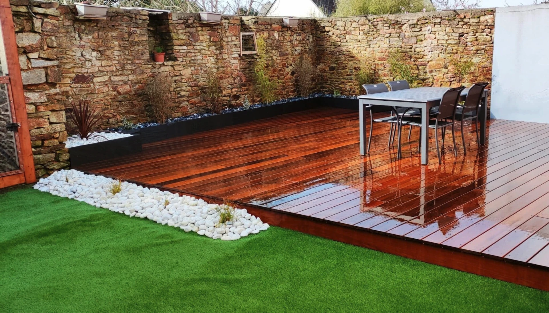 Création de terrasse en bois pour votre jardin - Art Terrasses Aménagement